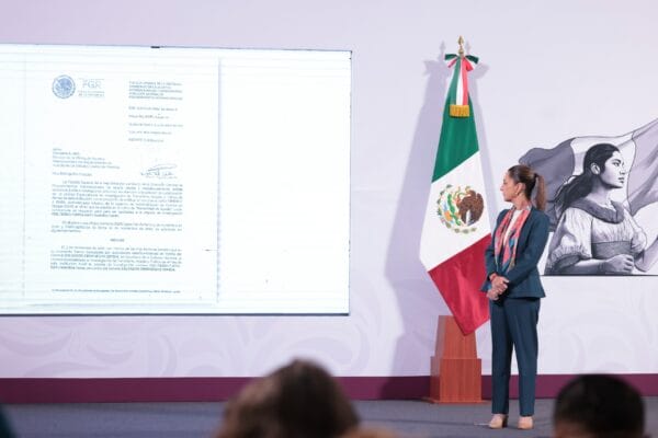 Mañanera del Pueblo del 11 de Febrero de 2025 ( + Videos y Fotos ) conferencia