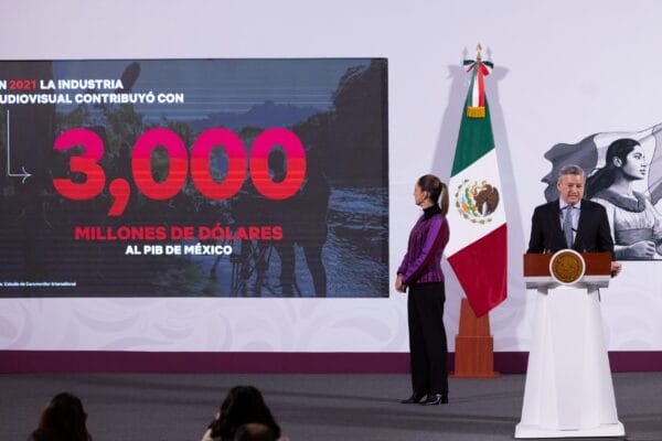 Mañanera del Pueblo del 20 de Febrero de 2025 ( + Videos y Fotos ) conferencia
