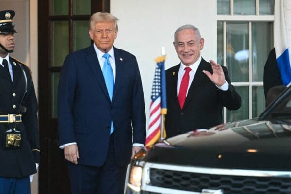 IMAGINANDO LA RIVIERA DE GAZA Y OTRAS LOCURAS NETANYAHU GANA OTRO TRIUNFO ANTE UNA CASA BLANCA IGNORANTE… netanyahu