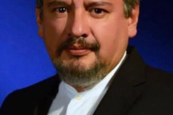 ¿Qué probabilidad hay de que en los EEUU, en el año 2050, exista un presidente de origen mexicano, de acuerdo con la Inteligencia Artificial (IA)?.