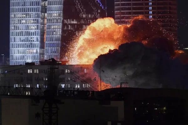 Aún no es demasiado tarde para impedir un «escenario del fin del mundo» en el Medio Oriente Coro del Instituto Schiller,Nueva York,concierto clásico,Año del Jubileo 2025,Stabat Mater,estrenos estadounidenses,Amalie von Sachsen,Dmitry Bortniansky,música clásica,espirituales afroamericanos,Good Shepherd-Faith,Weber,Beethoven,compositora,princesa sajona,doble coro,solistas,música sacra,Jennifer Pearl,concierto conmemorativo,Lincoln Center