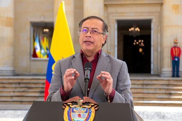 gustavo petro