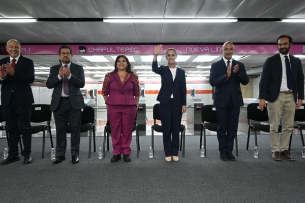 Inauguran tramo renovado de la Línea 1 del Metro: de Cuauhtémoc a Chapultepec Línea 1 del Metro,modernización Metro CDMX,Claudia Sheinbaum,renovación Metro CDMX,nueva Línea 1,trenes nuevos Metro,tecnología CBTC,estaciones Cuauhtémoc,Insurgentes,Chapultepec,Metro Ciudad de México,movilidad urbana CDMX,beneficios Metro CDMX,conectividad Metro,transporte público CDMX,inversión Metro CDMX,proyectos de movilidad,tiempo de traslado Metro,infraestructura Metro CDMX,modernización transporte.