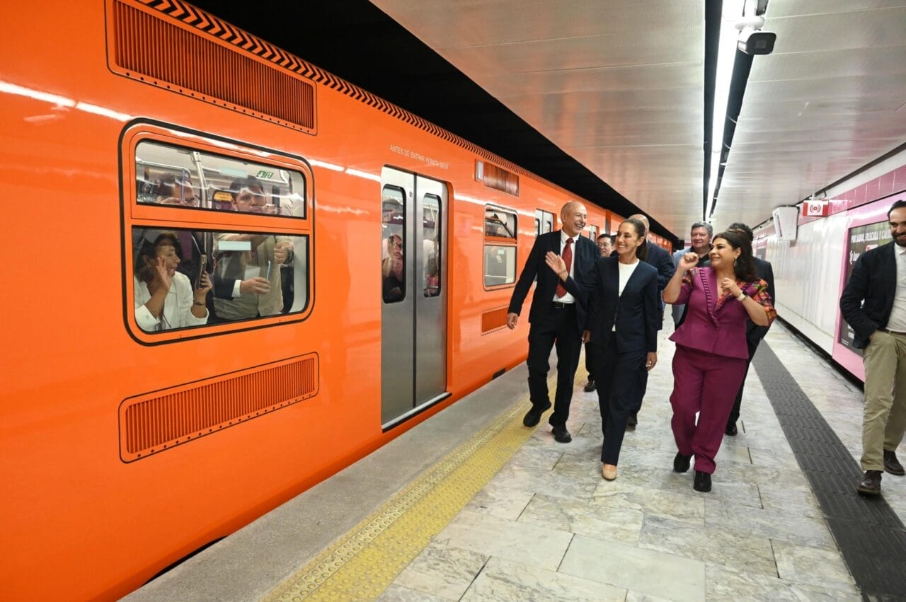 Línea 1 del Metro,modernización Metro CDMX,Claudia Sheinbaum,renovación Metro CDMX,nueva Línea 1,trenes nuevos Metro,tecnología CBTC,estaciones Cuauhtémoc,Insurgentes,Chapultepec,Metro Ciudad de México,movilidad urbana CDMX,beneficios Metro CDMX,conectividad Metro,transporte público CDMX,inversión Metro CDMX,proyectos de movilidad,tiempo de traslado Metro,infraestructura Metro CDMX,modernización transporte.