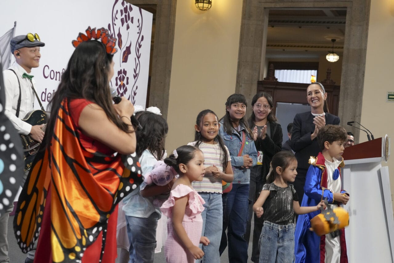 Presidenta Sheinbaum,Claudia Sheinbaum,inversión proyectos agua,186 mil millones,Conagua,37 proyectos estratégicos,65 mil empleos,desaladoras,presas,acueductos,distritos de riego,Plan Nacional de Saneamiento,Centros de Educación y Cuidados Infantiles,CECIs,Ciudad Juárez,Sistema Nacional de Cuidados,IMSS,Zoé Robledo,La Mañanera del Pueblo