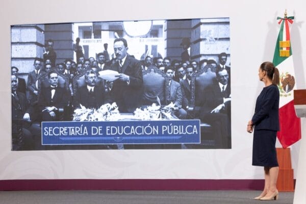 Día del Maestro,magisterio nacional,acuerdos laborales,congelamiento jubilación,FOVISSSTE,USICAMM,salarios docentes,Plan México,economía nacional