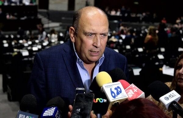 A RUBÉN MOREIRA, ALONSO ANCIRA LE PAGABA AVIONES POR 31 MILLONES DE PESOS; PERO CRITICA A MENCHACA SIN PRUEBAS sosa
