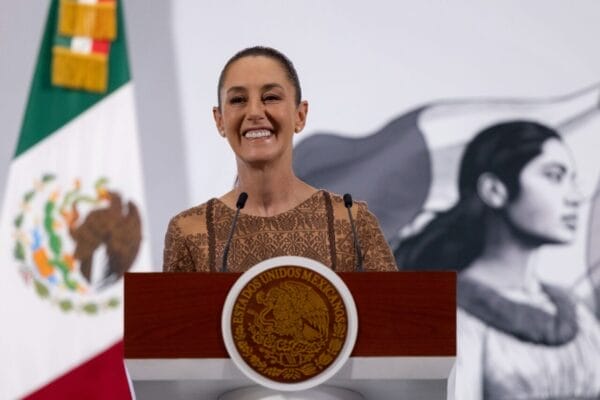 Sheinbaum felicita al nuevo papa, seguirá el legado del Papa Francisco : ayudar a un los más necesitados.