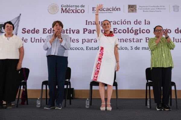 Sheinbaum inaugura Universidad para el Bienestar en Texcoco y rechaza presencia militar de EE.UU. en México Universidad para el Bienestar,Texcoco,soberanía nacional,educación pública,Benito Juárez,México-Estados Unidos,Frente de Pueblos en Defensa de la Tierra,Atenco,Delfina Gómez