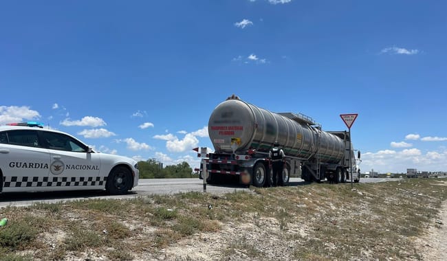 Los maniqueísmos intentados en Ciudad del Carmen Campeche contra la liquidación de adeudos, tratando de chantajear a la presidenta Claudia Sheinbaum Pardo quitaría máscaras de verdadero y vil fuego amigo, frente a la sobriedad de la razón de forma y fondo.